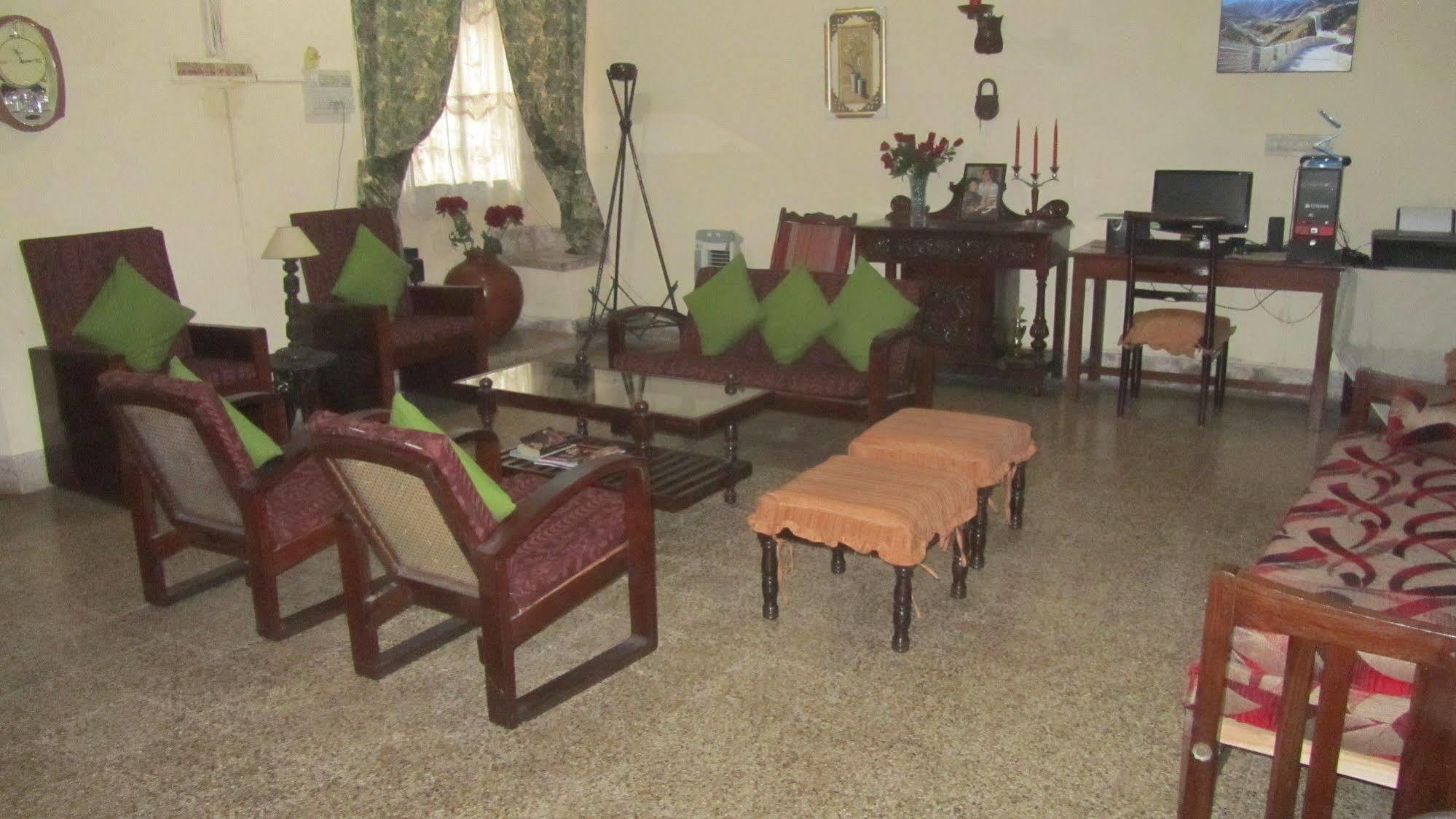 Madeleine Inn Kochi Dış mekan fotoğraf