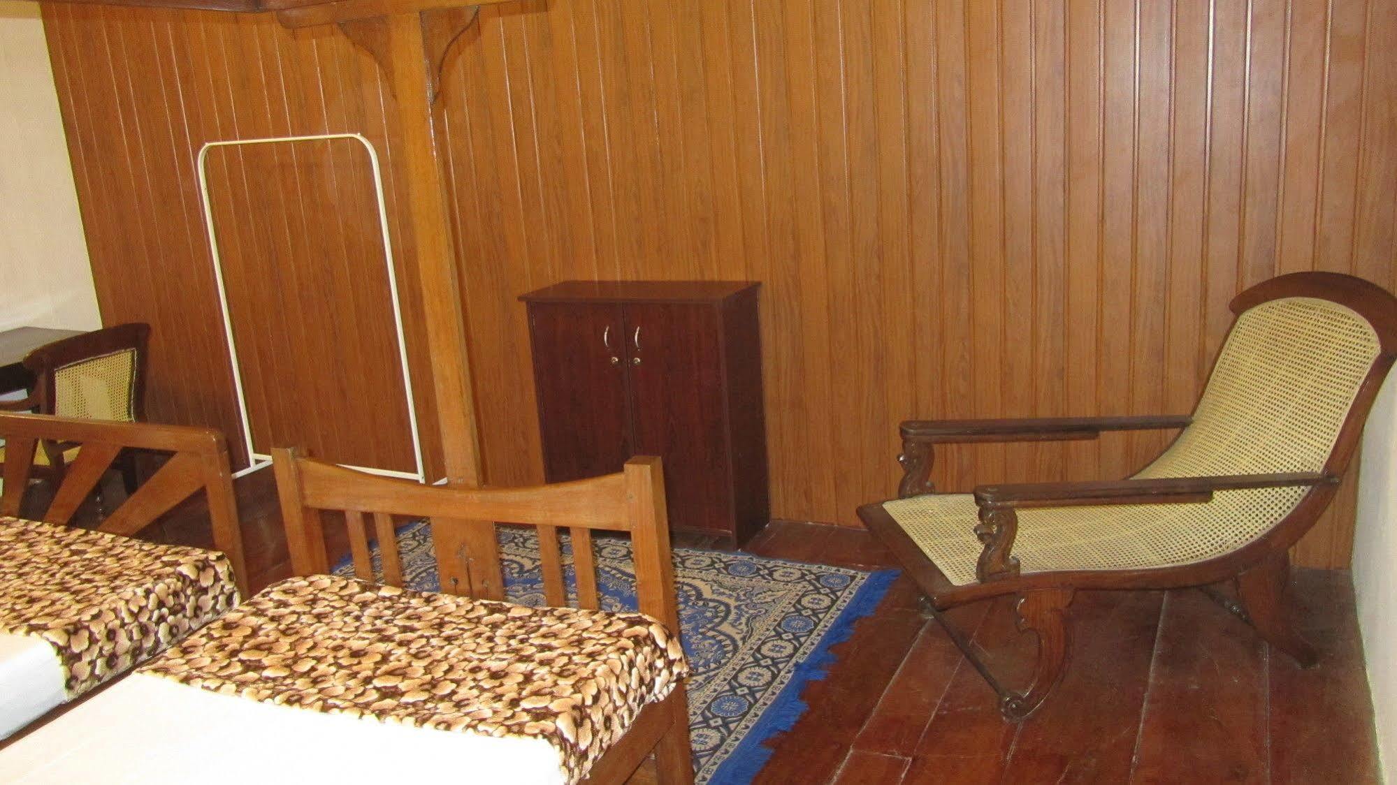Madeleine Inn Kochi Dış mekan fotoğraf